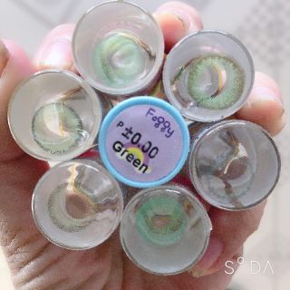 lens xanh lá