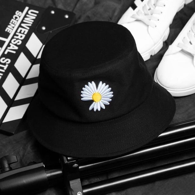 Mũ BUCKET cute 1 mặt hot trend HOA CÚC vành rộng màu đen đỏ vàng trắng [ Full 16 màu chọn ]