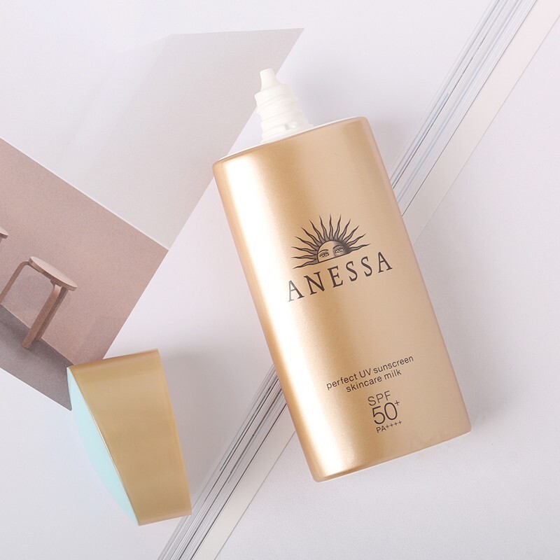 Sữa chống nắng Anessa Perfect UV Sunscreen Skincare Milk 60ml Nhật bản