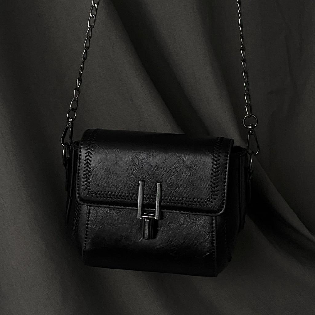 KSOUL Túi Đeo Chéo Murkey Bag Màu Đen Da PU