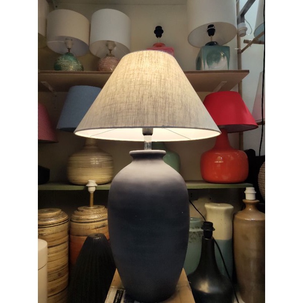 Đèn gốm da xanh than cỡ lớn- Decore phòng khách