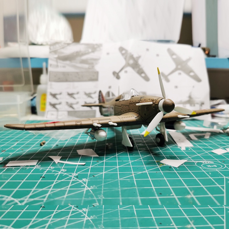 Mô hình máy bay chiến đấu 4D thế chiến 2 tỉ lệ 1/48