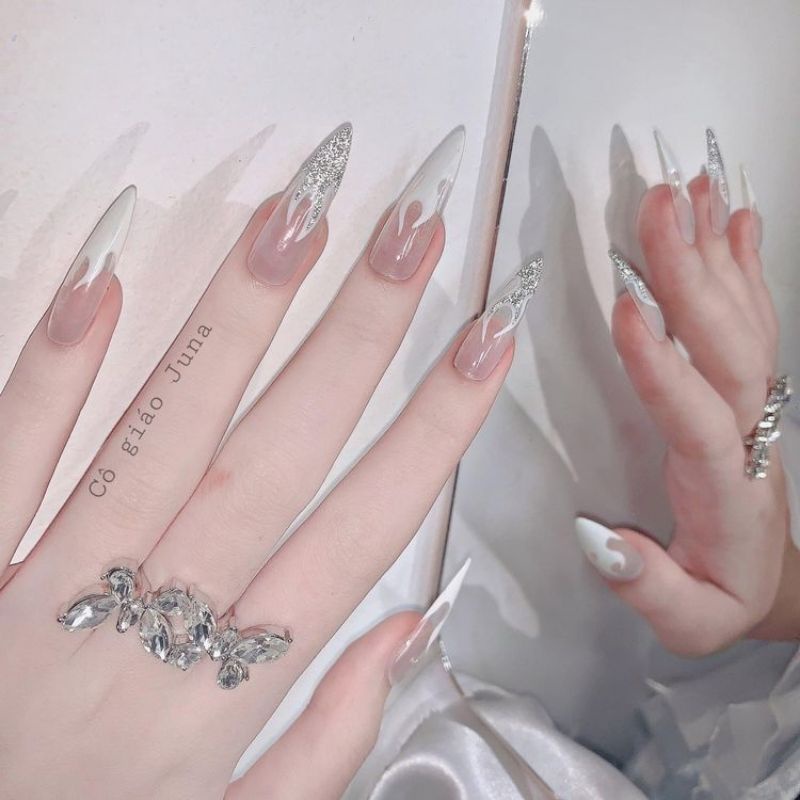 [Hàng có sẵn ]Nail box thiết kế vẽ lửa cá tính