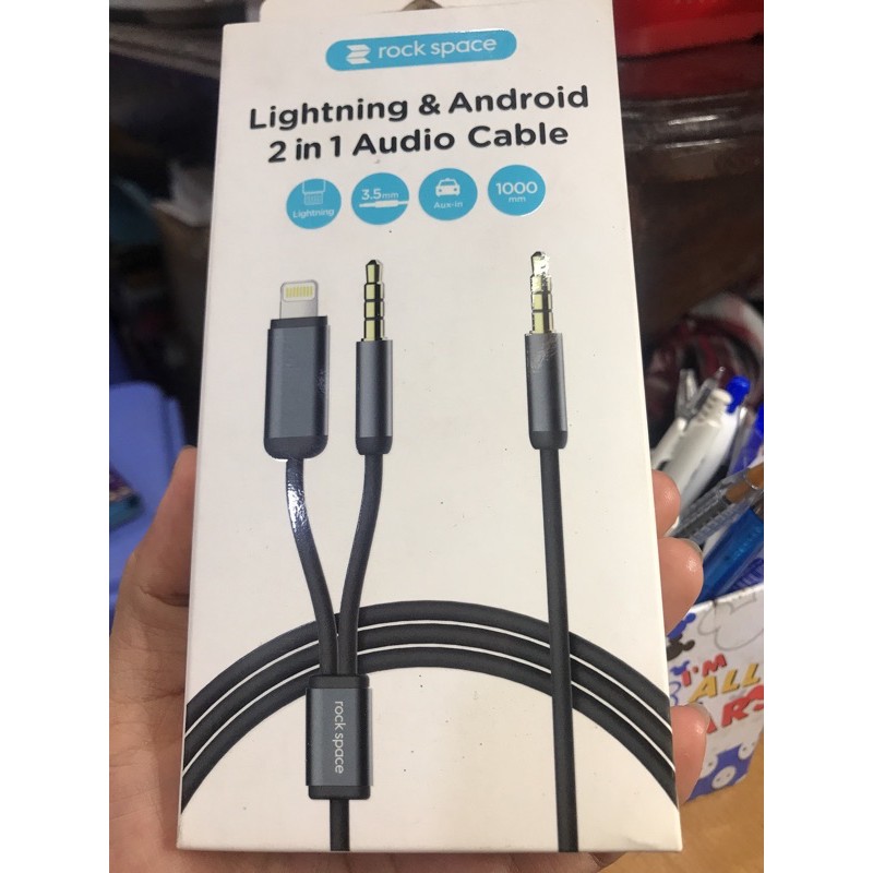 Cáp cổng Lightning & android jack 3.5mm 2 in 1 ra audio 3.5mm Rock - hàng chính hãng