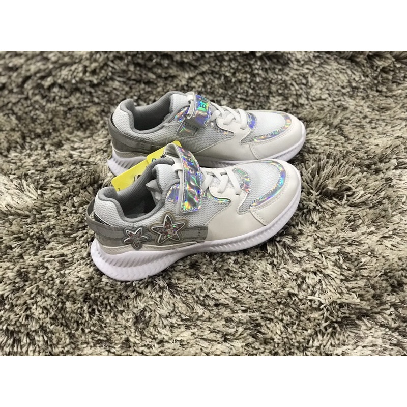 giầy thể thao bé gái 035.