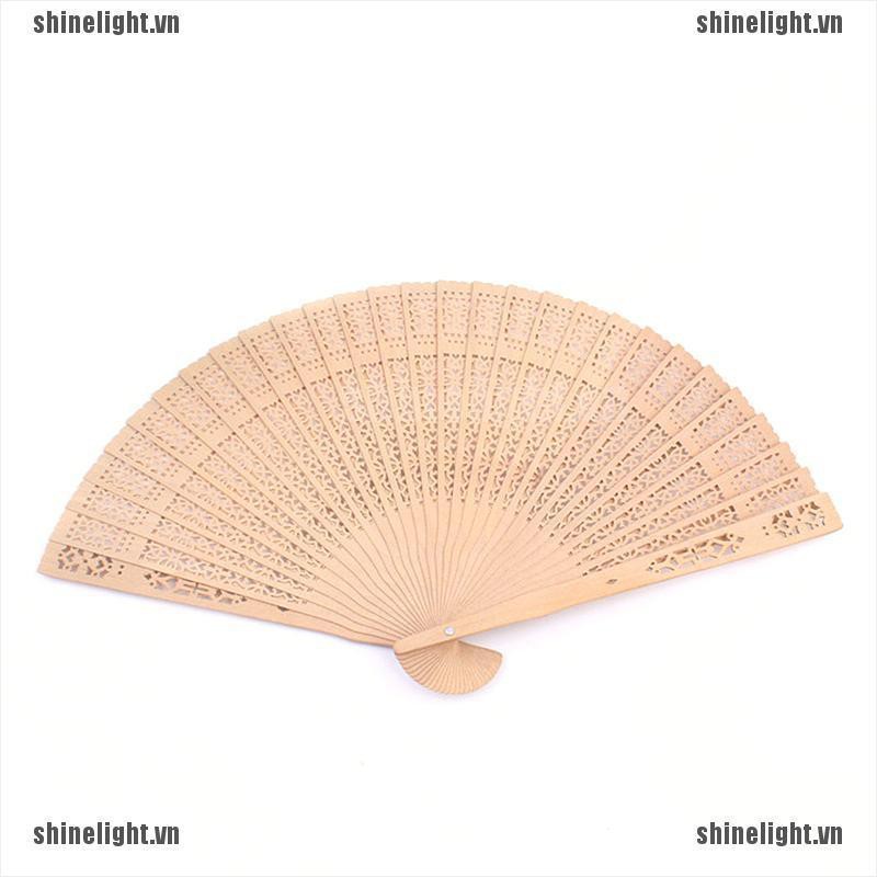 Quạt Gỗ Tre Chạm Khắc Thanh Lịch Cổ Điển Cho Tiệc Cưới