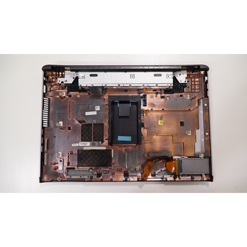 [HÀNG TỒN KHO] Vỏ laptop Dell Vostro 3560 (Mặt D)