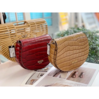 🍏túi mini guess rắn bầu🍏