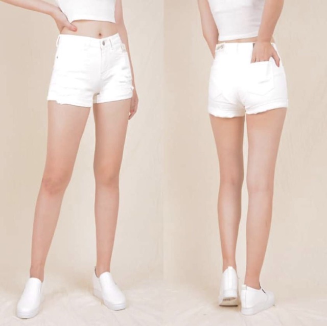 Quần short gập gấu - 02 màu đen trắng