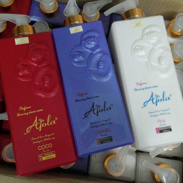 Combo 2,5kg kem hấp dầu collagen, dưỡng mi dầu dừa. Sữa tắm Ajola | BigBuy360 - bigbuy360.vn