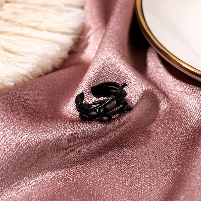 Nhẫn Hở Nhiều Lớp Màu Sắc Đa Dạng