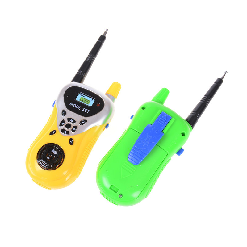 Set 2 đồ chơi bộ đàm radio hai chiều chạy pin tiện lợi cho trẻ em