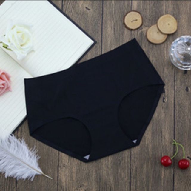 Quần lót nữ thun lạnh su đúc không đường may mặc trong váy dễ thương | BigBuy360 - bigbuy360.vn