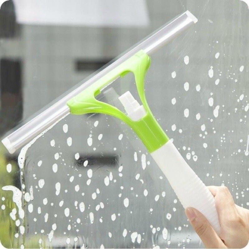 Cây Gạt Kính Cầm Tay Kèm Bình Xịt Tiện Dụng