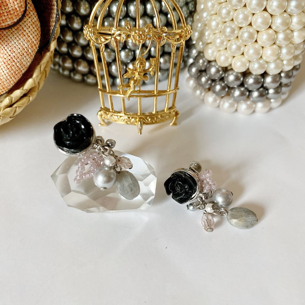 BÔNG TAI HOA HỒNG ĐEN ĐÍNH ĐÁ VINTAGE SECONDHAND NHẬT BẢN BOU JEWELRY VINTAGE MÃ BT009