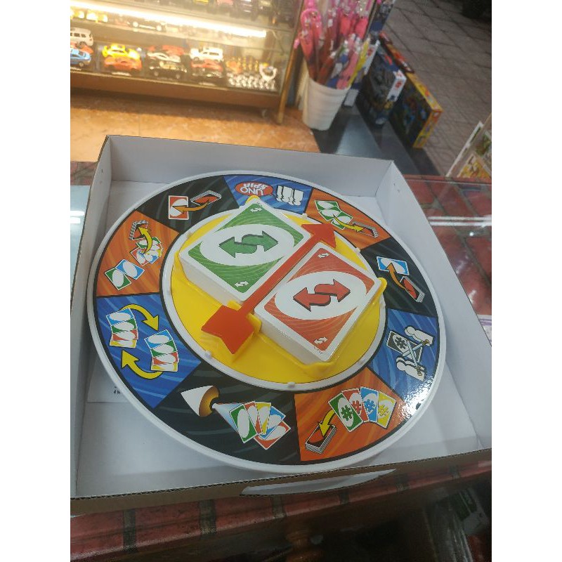 Trò chơi Board Game Uno Spin vui nhộn