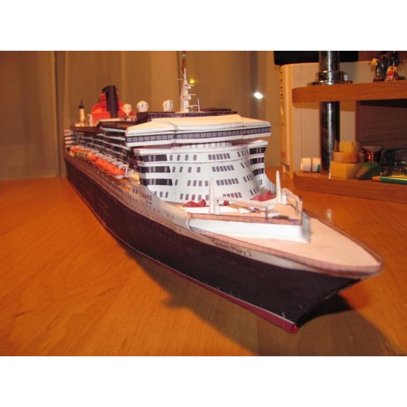 Bộ kit mô hình giấy 3D tàu Queen Mary 2