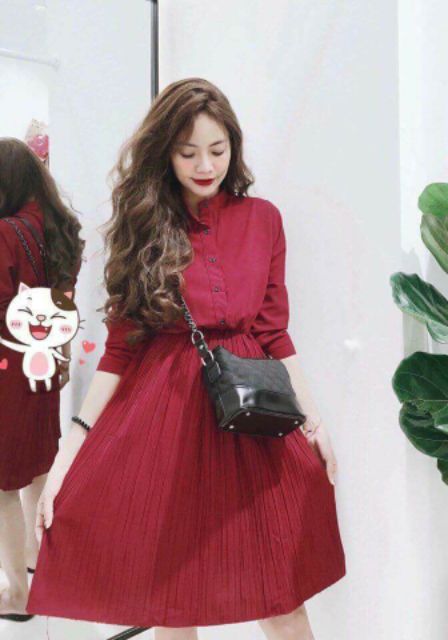 Đầm váy đỏ cổ trụ