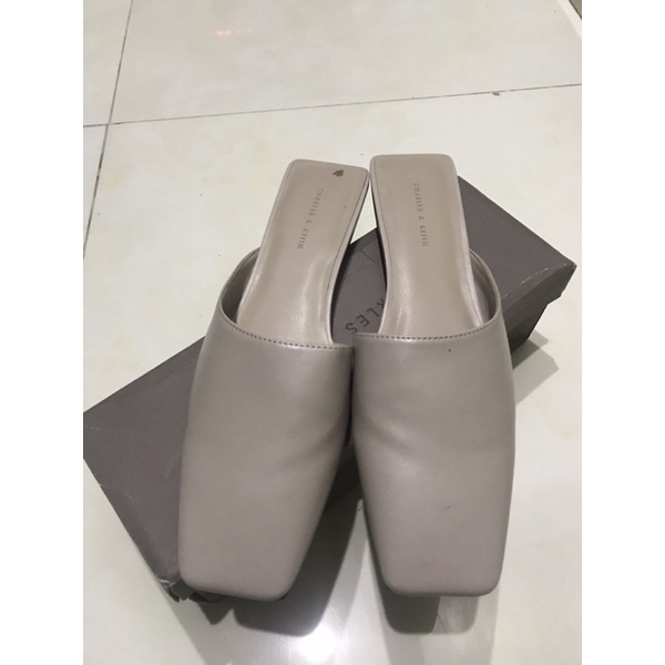 Sục Charles & Keith chuẩn auth new 100%