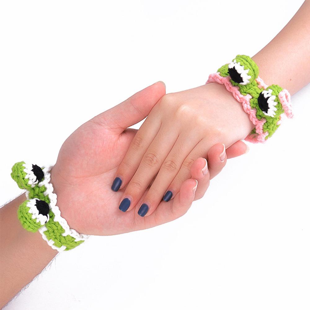 Vòng Tay Dây Bện Mặt Hình Tai Thỏ / Gấu / Cà Rốt / Gấu Bằng Len Dễ Thương Dùng Làm Quà Tặng Cho Bạn Thân