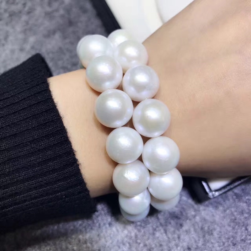 Vòng tay hạt to 12 ly màu trắng