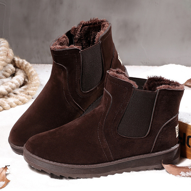 Snow boots High top plus velvet warm Martin boots Men's sleeve short leather boots Winter Chelsea waterproof cotton shoes Fashion all-match men's shoes Super hot style shoes Personalized comfortable shoes