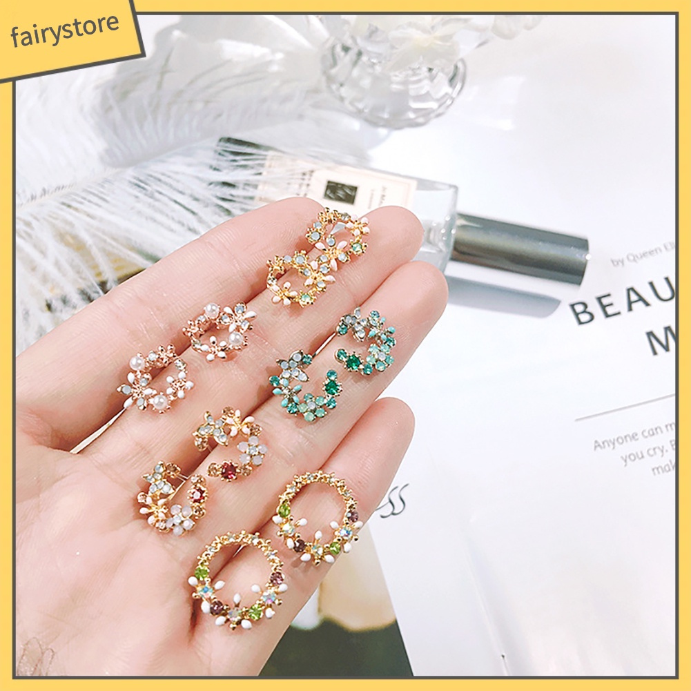 Khuyên Tai Nữ Kiểu Trang Trí Họa Tiết Phong Cách Hàn Quốc