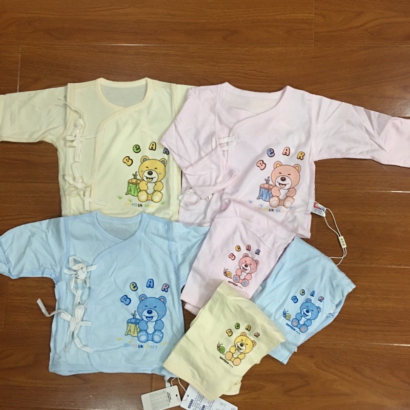 F05-QC Bộ sơ sinh cho bé 3-5kg