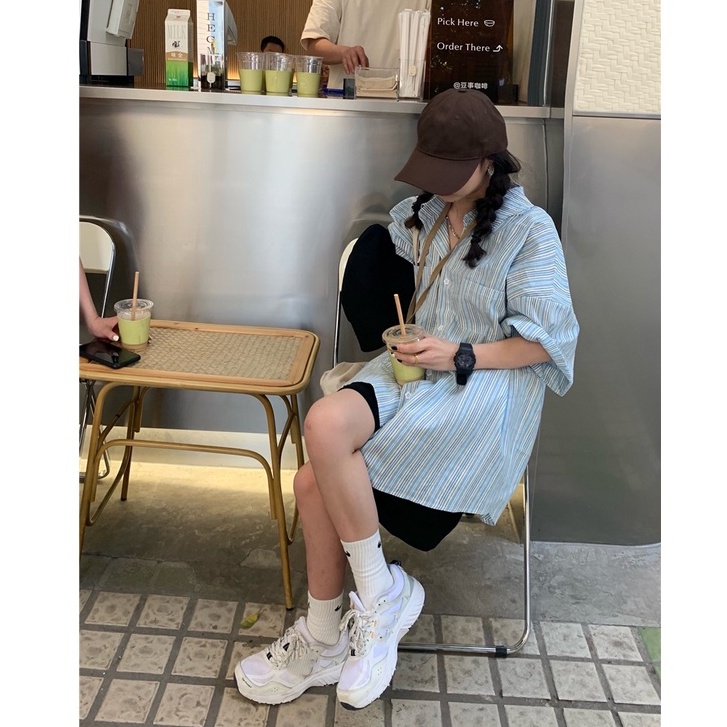 Áo Sơ Mi Nữ Ngắn Tay Kẻ Sọc Dáng Rộng Kiểu Hàn Quốc