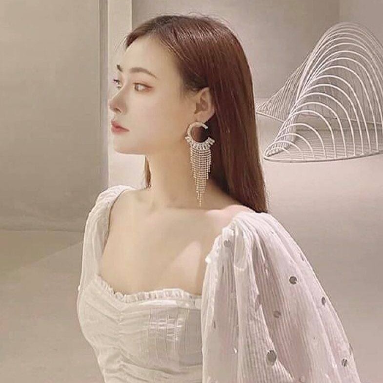 Khuyên tai C TUA RUA pha lê nhân tạo sang chảnh KT270