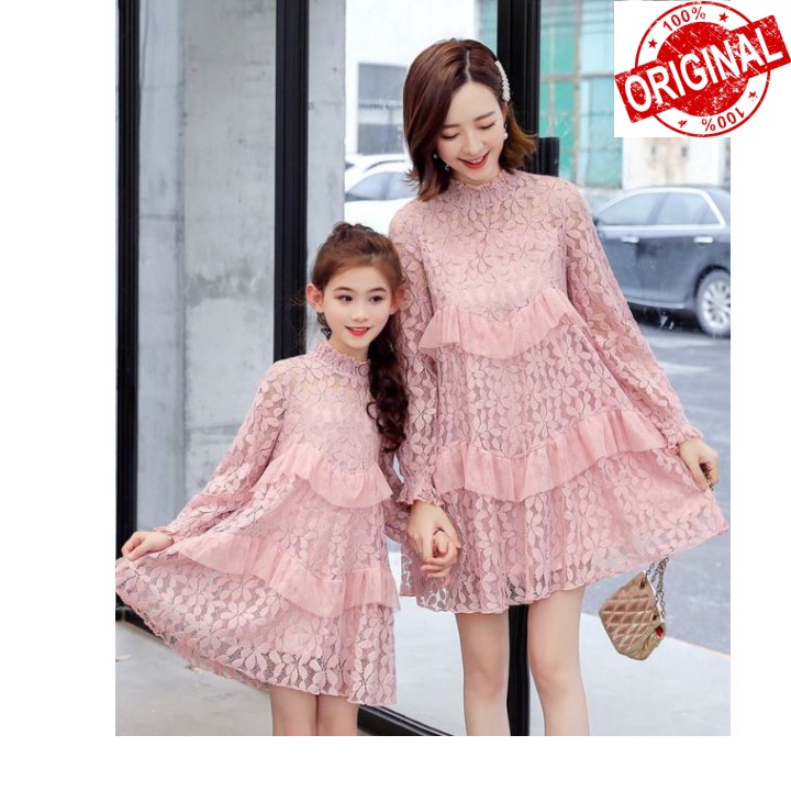 Đồ Đôi Mẹ Và Bé Đầm Ren Xếp Tầng Sang Trọng Nhẹ Nhàng chính hãng