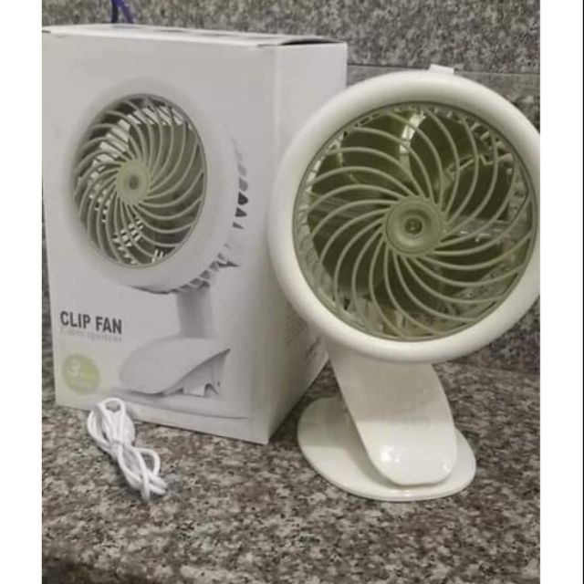 Quạt mini kẹp bàn