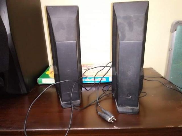 Loa tay vệ tinh microlad