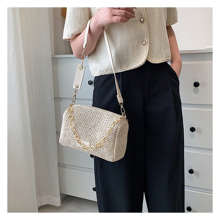 Túi Đeo Chéo Vai Bằng Cỏ Dệt Phối Dây Xích Đa Năng Thời Trang Mùa Hè Hàng Mới Dành Cho Bạn Nữ 2022