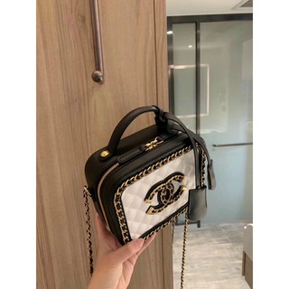 Túi Cốp Chanel Case Viền Xích