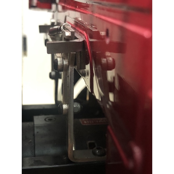 Khoá cabin xe tải Tamiya 1/14