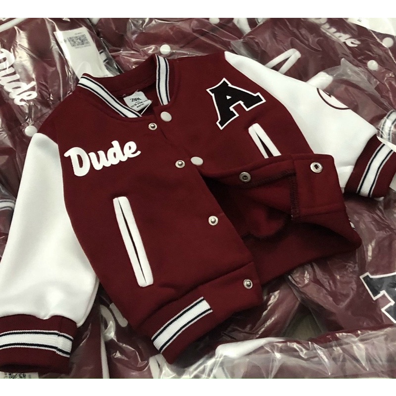 Áo khoác bomber bóng chày đỏ bé trai