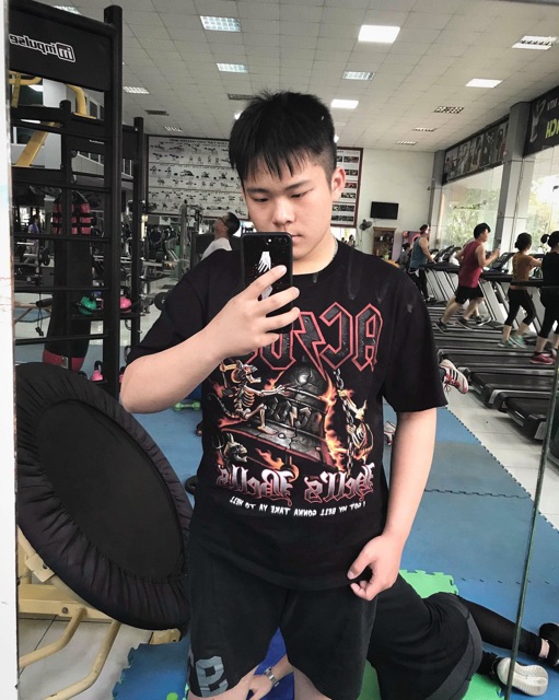 Áo ACDC Hell's Bells còn size M L | BigBuy360 - bigbuy360.vn