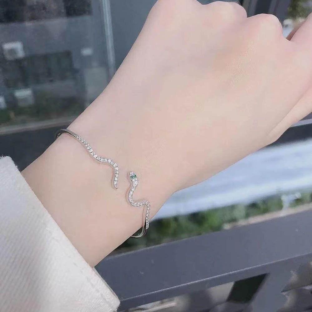 Vòng Đeo Tay Họa Tiết Da Rắn Thời Trang Hàn Quốc Dành Cho Nữ