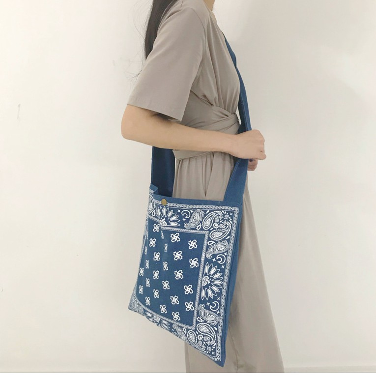 Túi tote vải canvas họa tiết truyền thống thổ cẩm