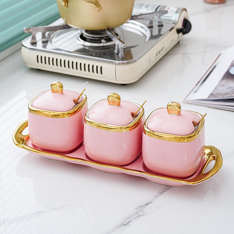 Hũ Gia Vị Gốm Sứ Cao Cấp Viền Vàng Phong Cách Bắc Âu Bộ 3 Hũ Có Thìa Và Khay