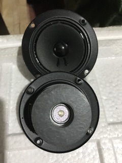 Loa treb 2 từ tròn