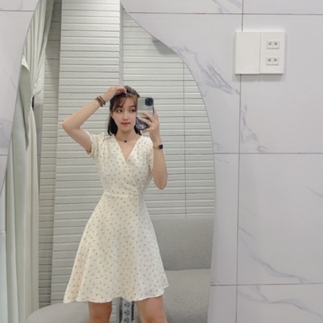 KT46 - ĐẦM HOA ĐẮP CHÉO
