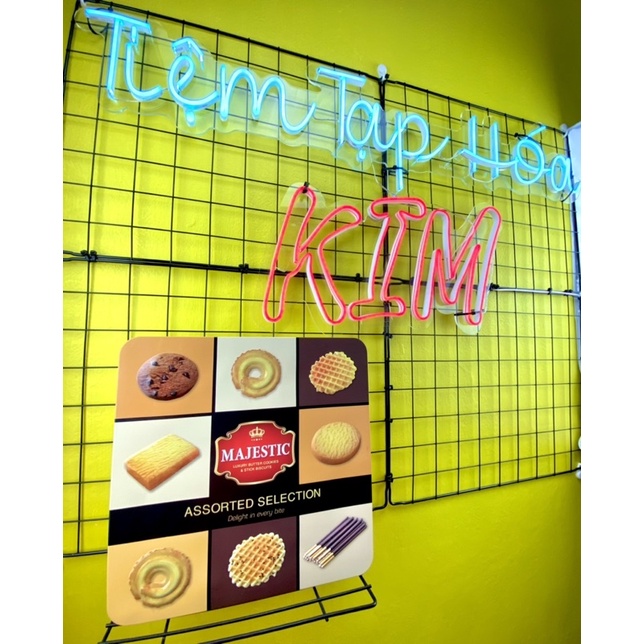 Bánh thập cẩm Majestic hộp thiếc 398g | BigBuy360 - bigbuy360.vn