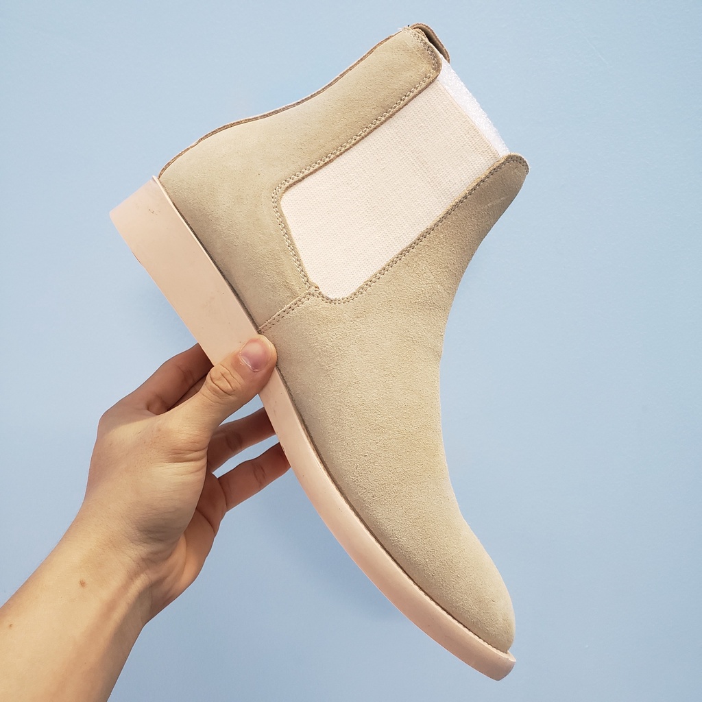 Giày Chelsea boot nam màu tan chất liệu da lộn cao cấp, đế cao su non đúc nguyên khối, dễ phối đồ[