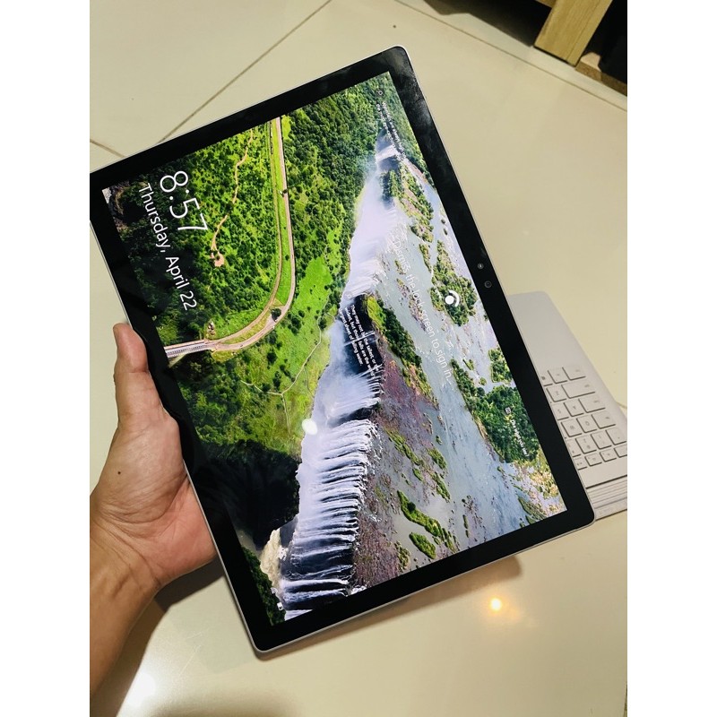 Surface book 1 hàng đã qua sử dụng like new