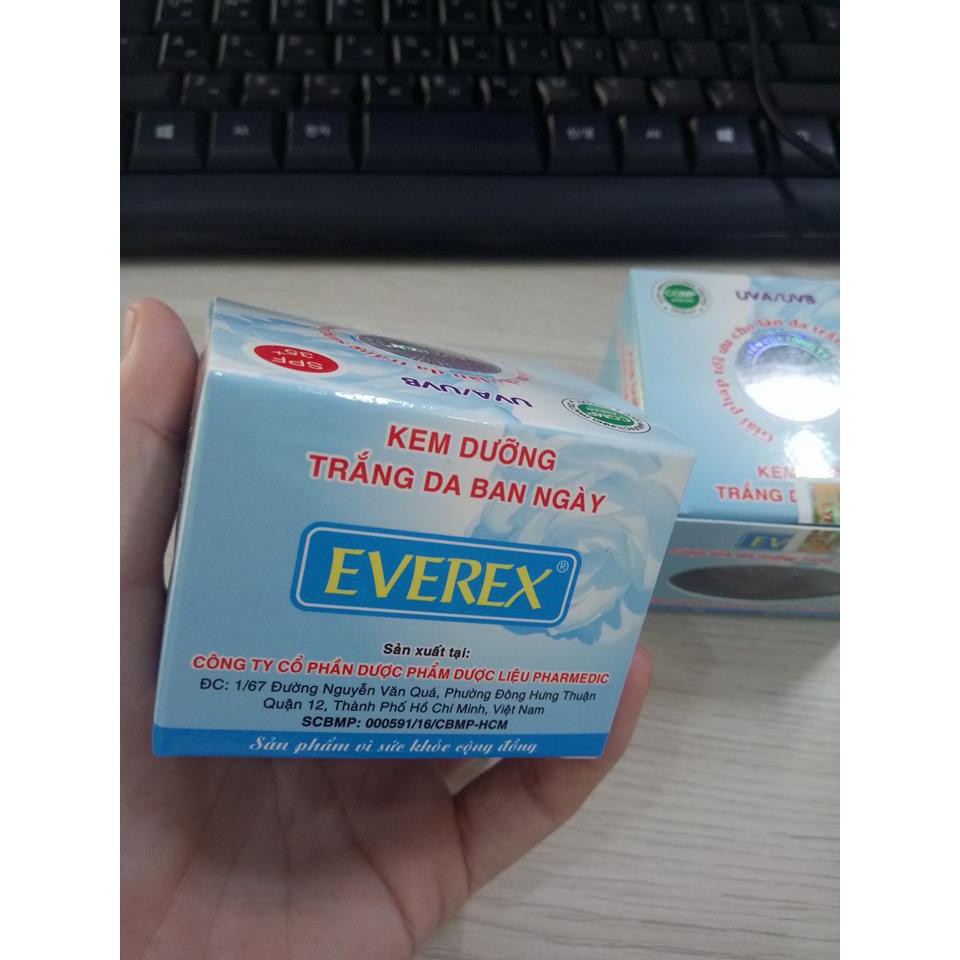 Kem dưỡng làm trắng da ban ngày EVEREX