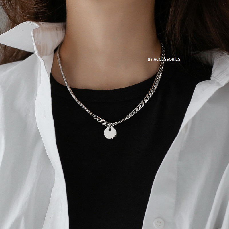 Vòng cổ titan unisex xích bất đối xứng phối mặt tròn không gỉ UN200304