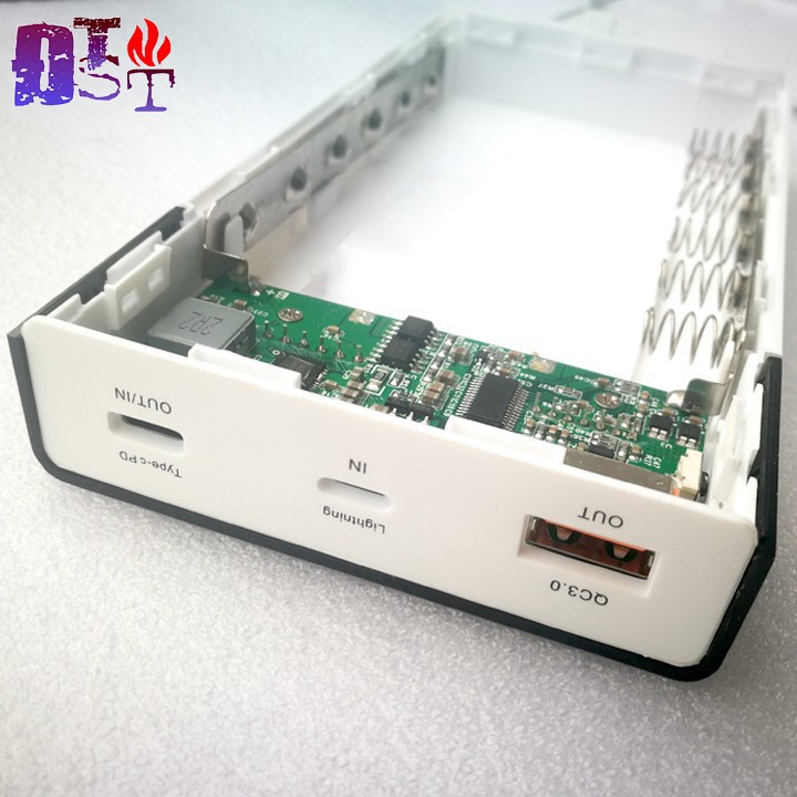 ✅ [RẺ NHẤT VIỆT NAM] ⚡ Box sạc dự phòng KST Pro hỗ trợ sạc nhanh QC3.0, sạc không dây