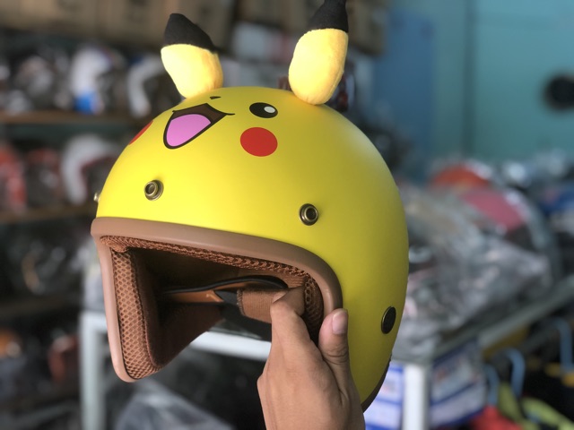 Mũ bảo hiểm Pikachu cao cấp